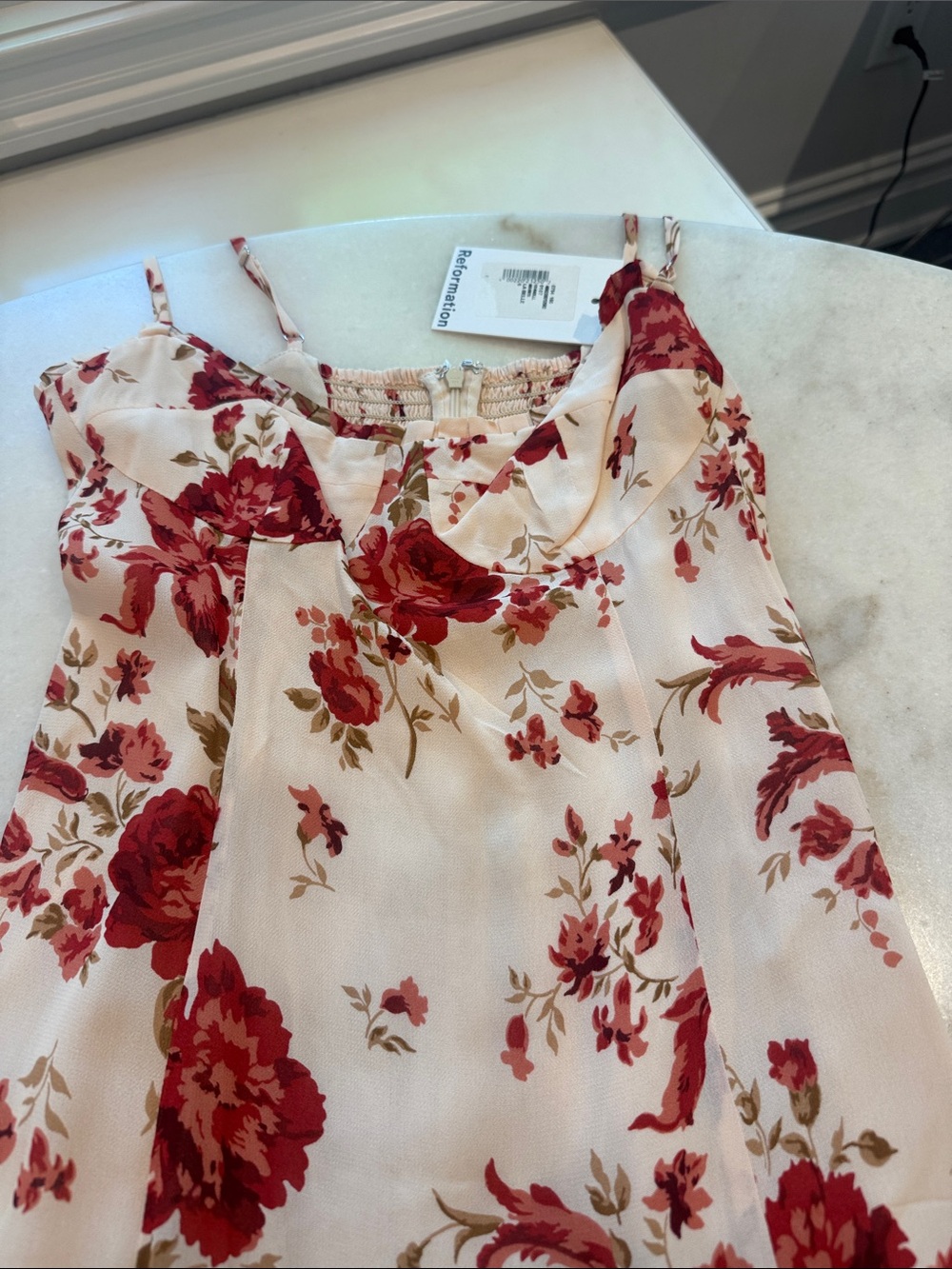 NWT Reformation Aiko in La belle Cream Maxi Dress with Red Floral Print - Picture 3 of 9